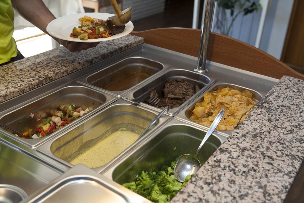 Kjøpsvik Stetind Hotel מראה חיצוני תמונה